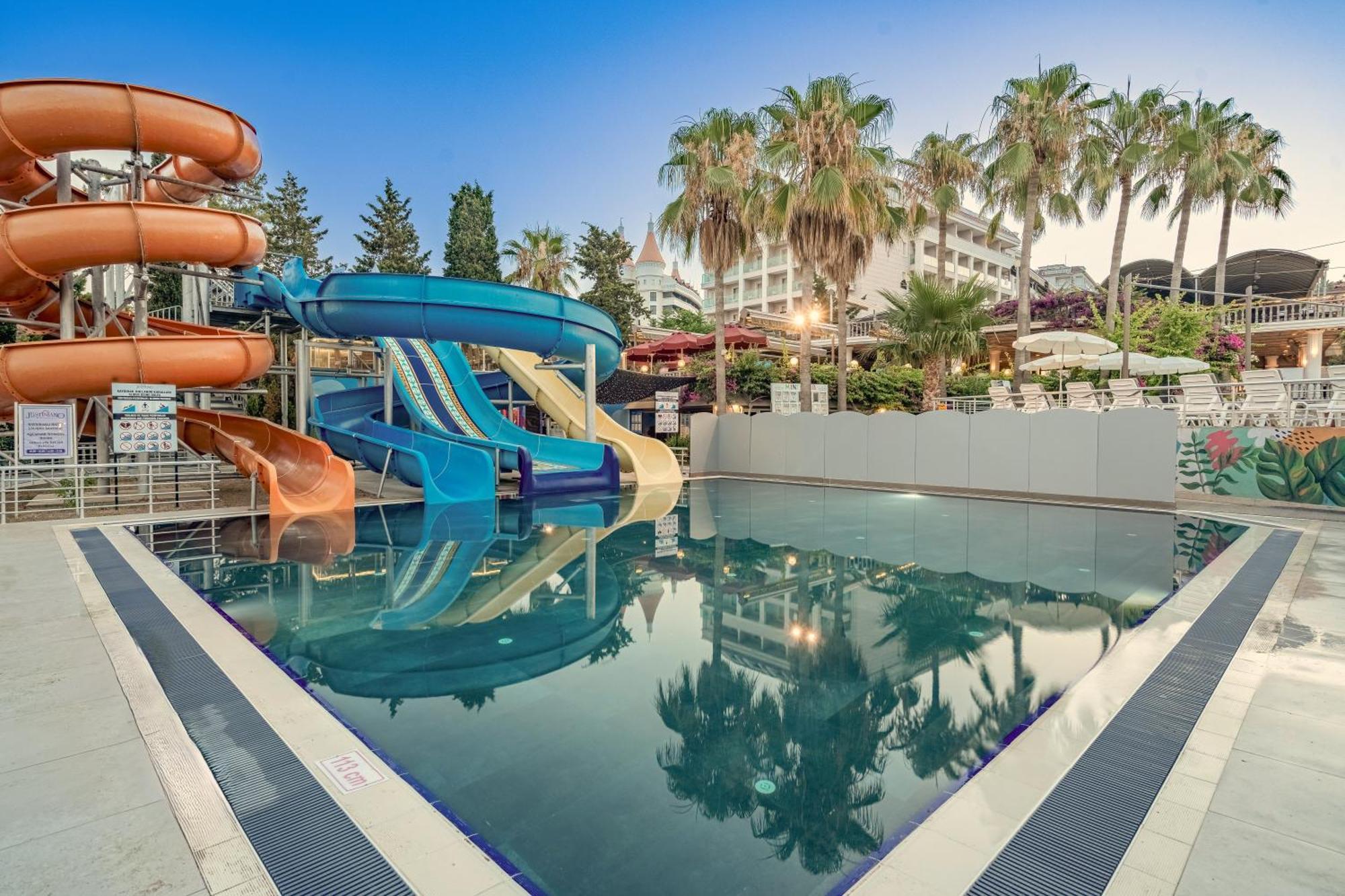 Hotel Justiniano Club Alanya Okurcalar Exteriér fotografie